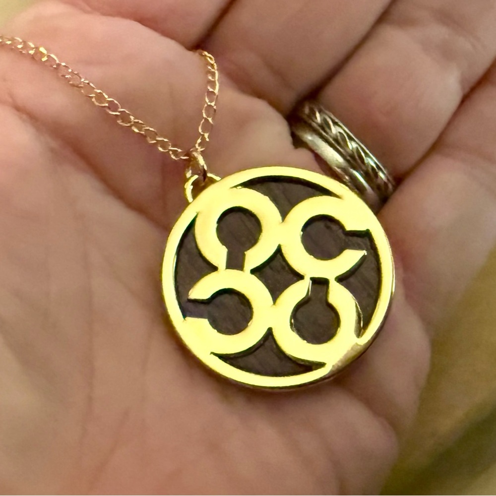 Coach Large Signature C Wood Inlay Pendant 18k/.925 Necklace - Picture 7 of 9